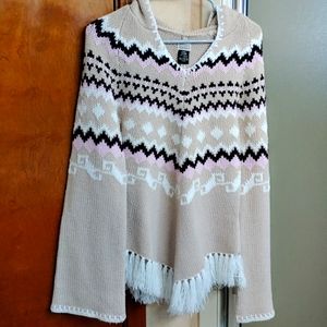 🏜️Arizona Jean Company 🌵Sweater Hoodie with Fringe